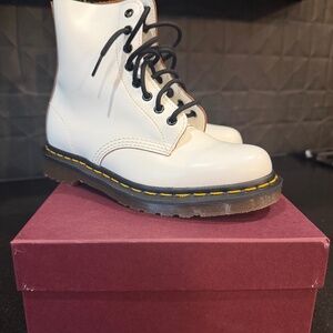 Made in England 1460 Vintage Doc Marten Boots